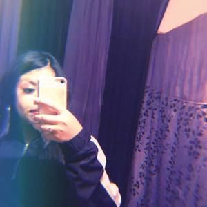 Meet your Posher, Leslie